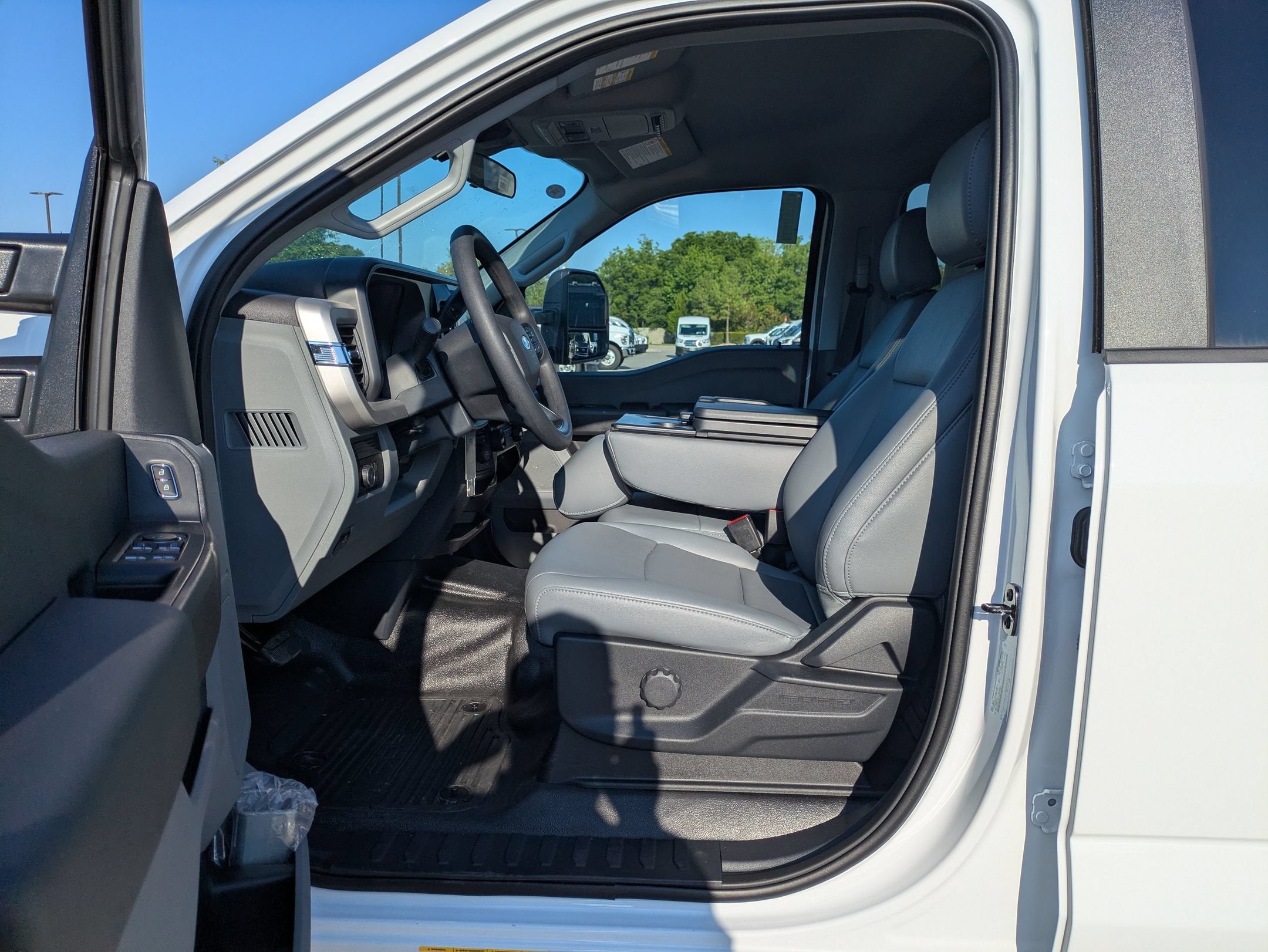2026 Ford Super Duty F-450 DRW XL