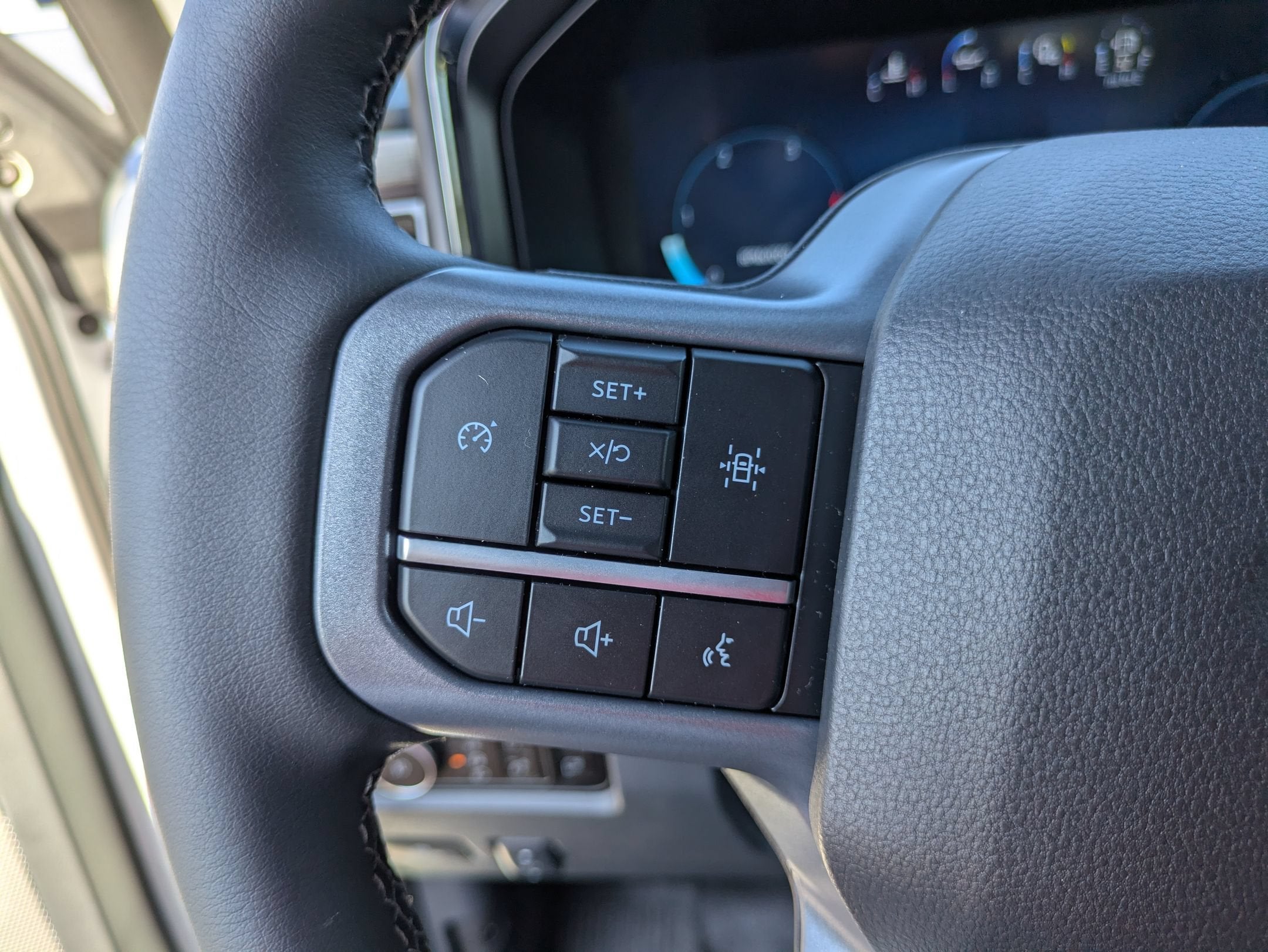 2026 Ford Super Duty F-450 DRW LARIAT