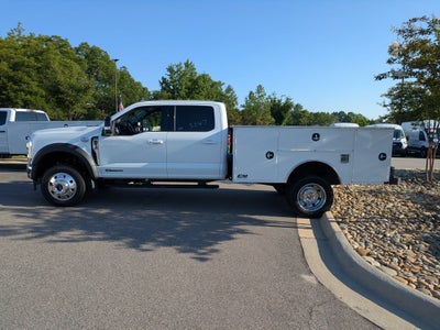 2026 Ford Super Duty F-450 DRW LARIAT