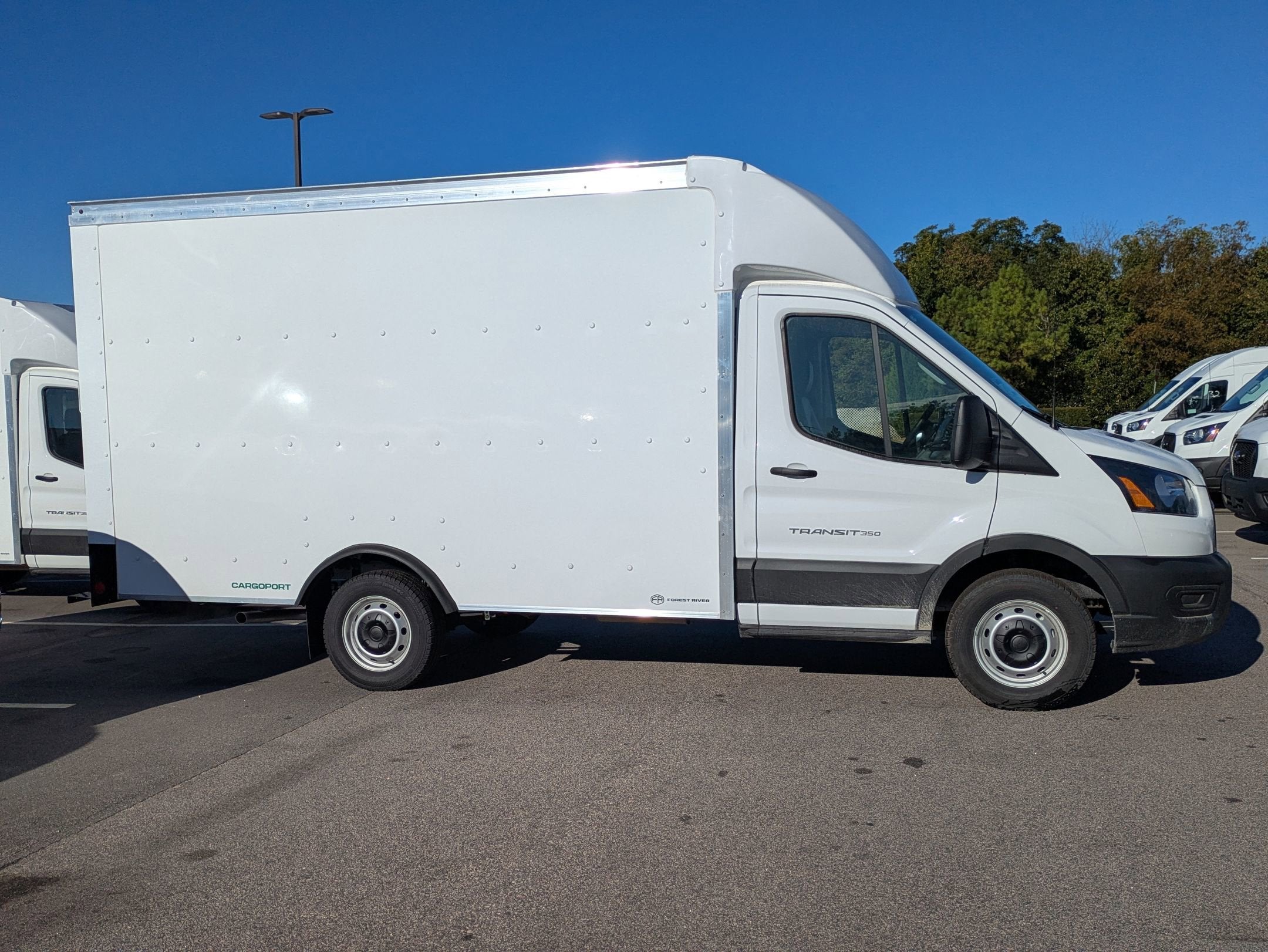2025 Ford Transit Cutaway Base