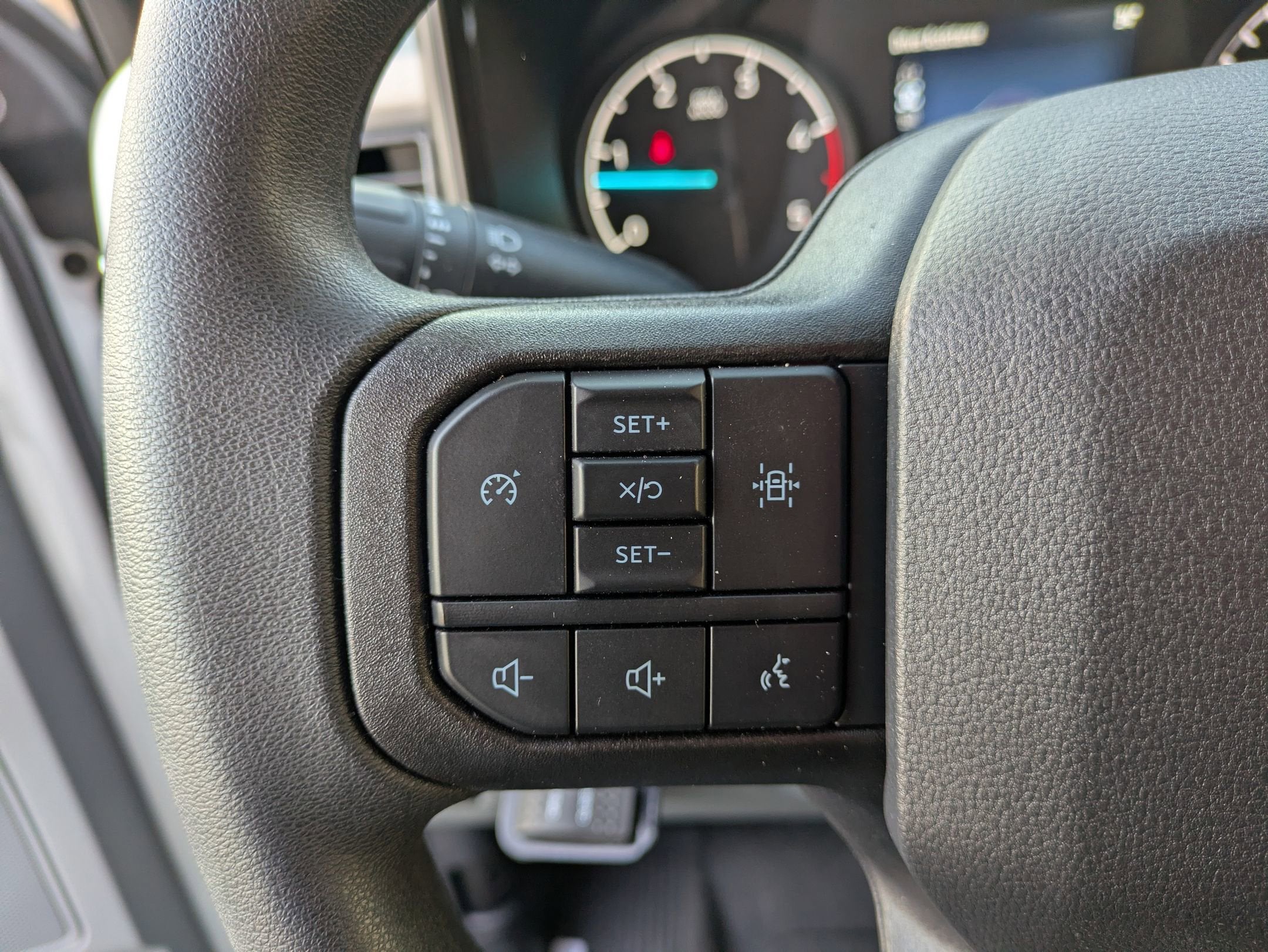 2026 Ford Super Duty F-550 DRW XL