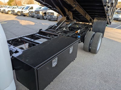 2026 Ford Super Duty F-550 DRW XL