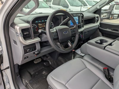 2026 Ford Super Duty F-550 DRW XL