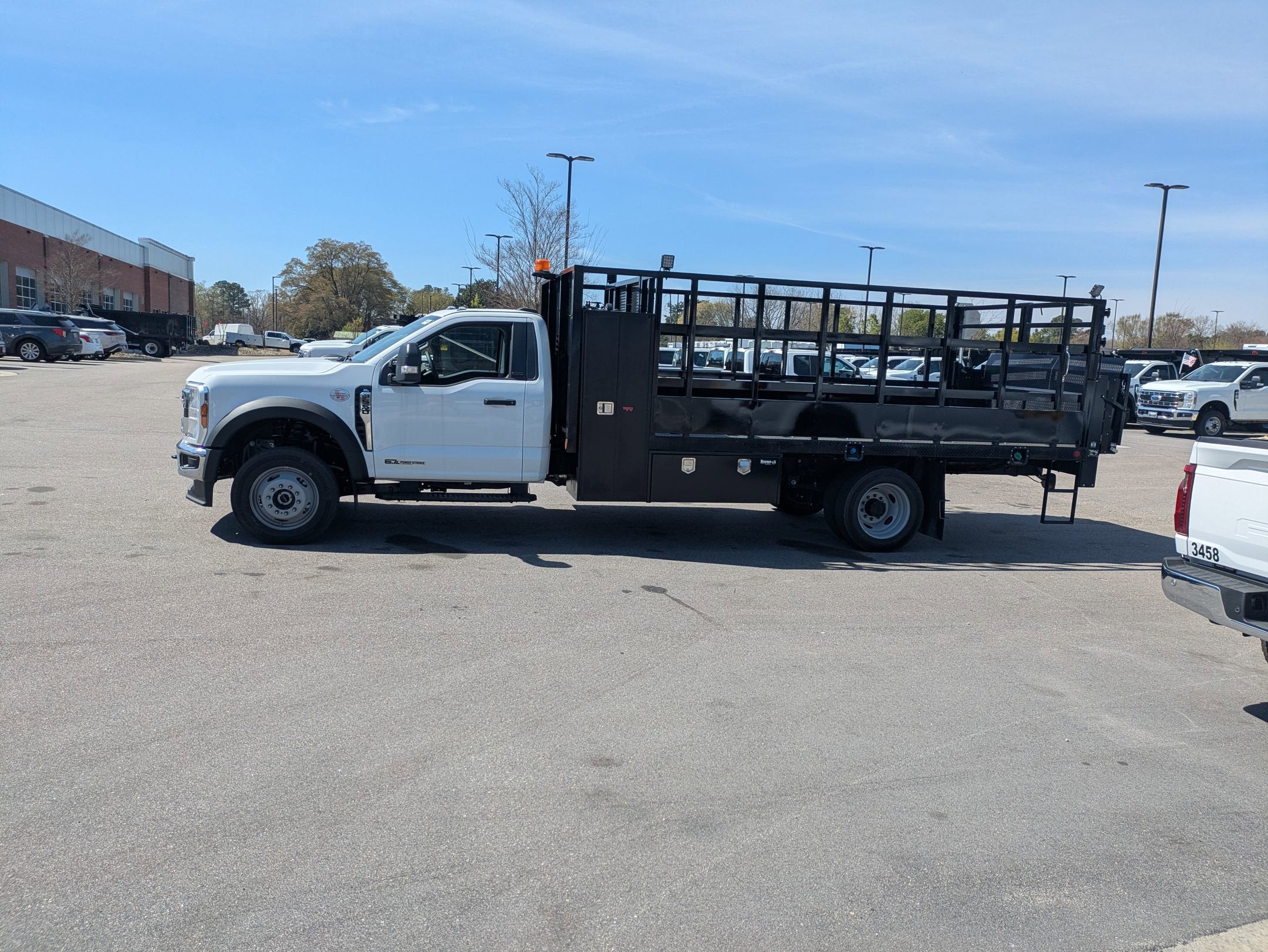 2026 Ford Super Duty F-550 DRW XL