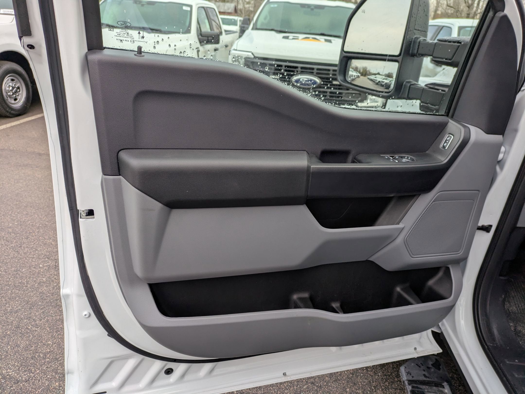 2026 Ford Super Duty F-550 DRW XL