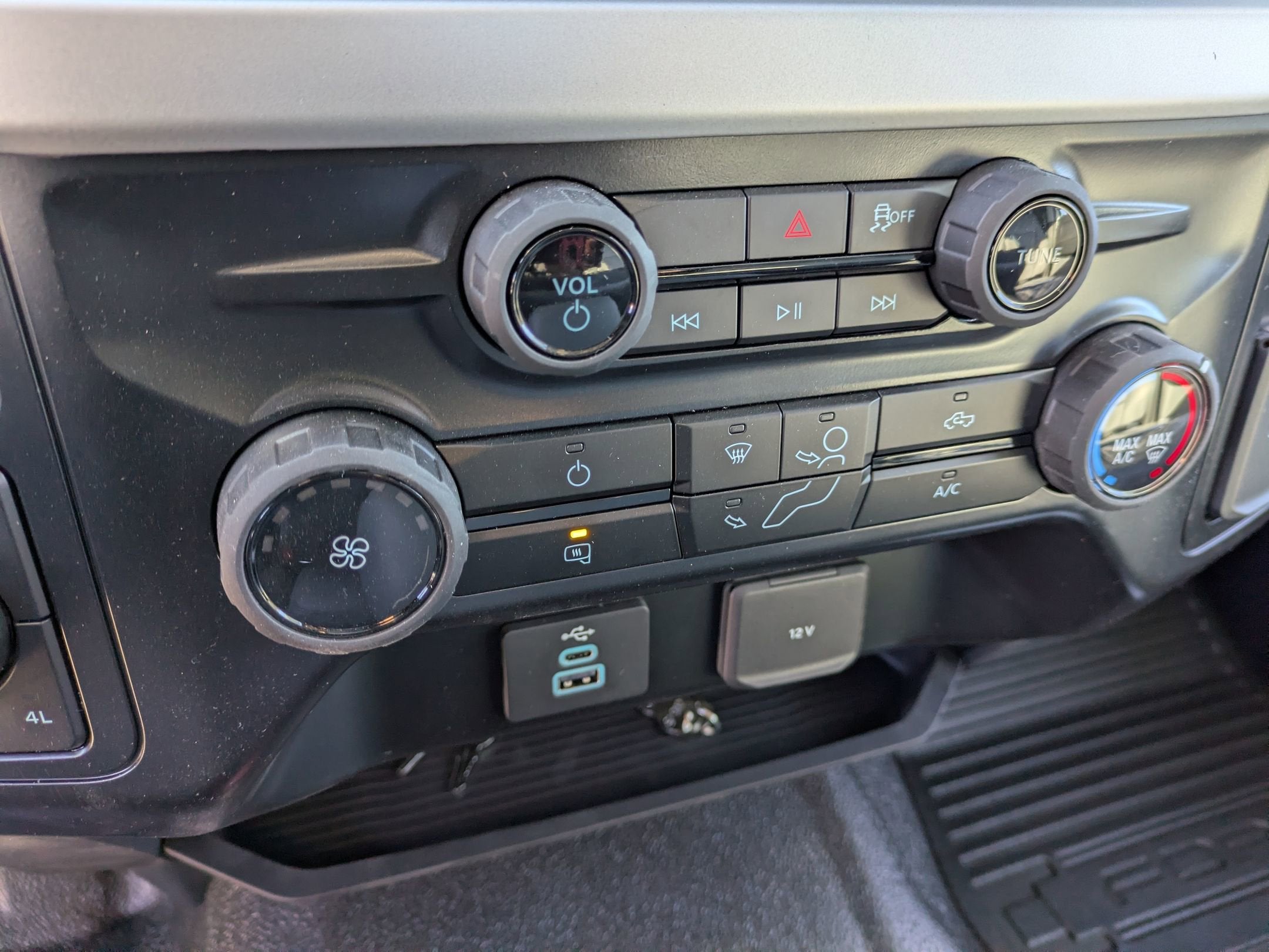 2026 Ford Super Duty F-550 DRW XL