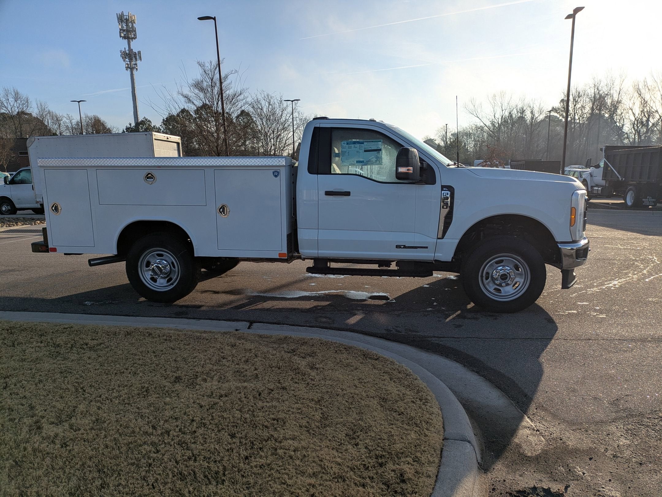 2026 Ford Super Duty F-350 SRW XL