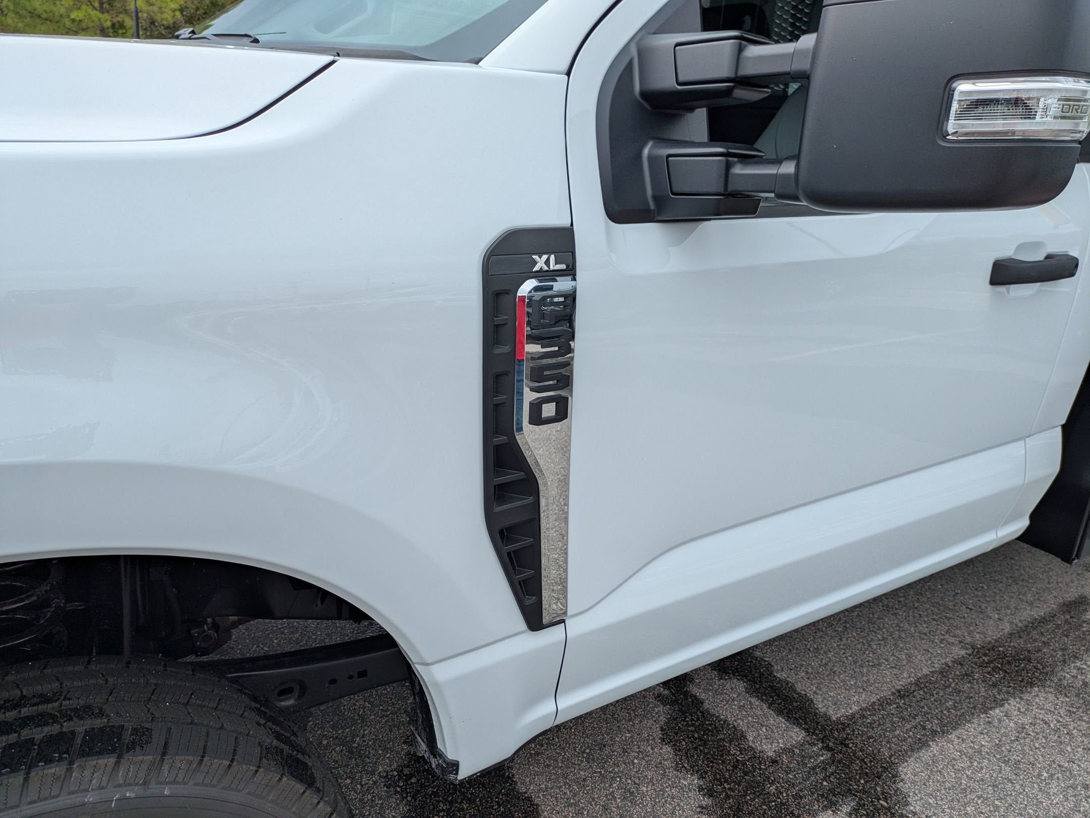 2026 Ford Super Duty F-350 DRW XL