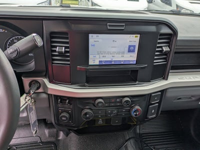 2026 Ford Super Duty F-350 DRW XL