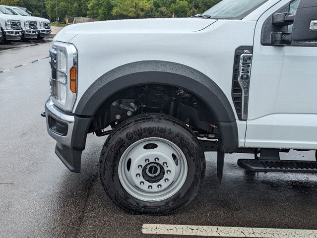 2025 Ford Super Duty F-550 DRW XL