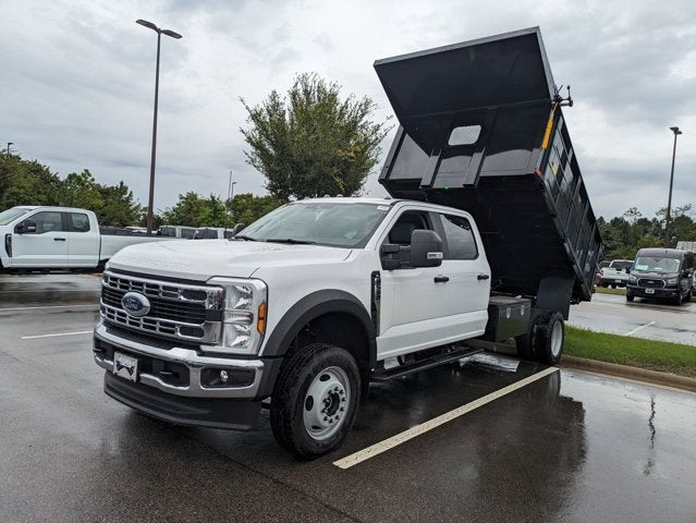 2025 Ford Super Duty F-550 DRW XL