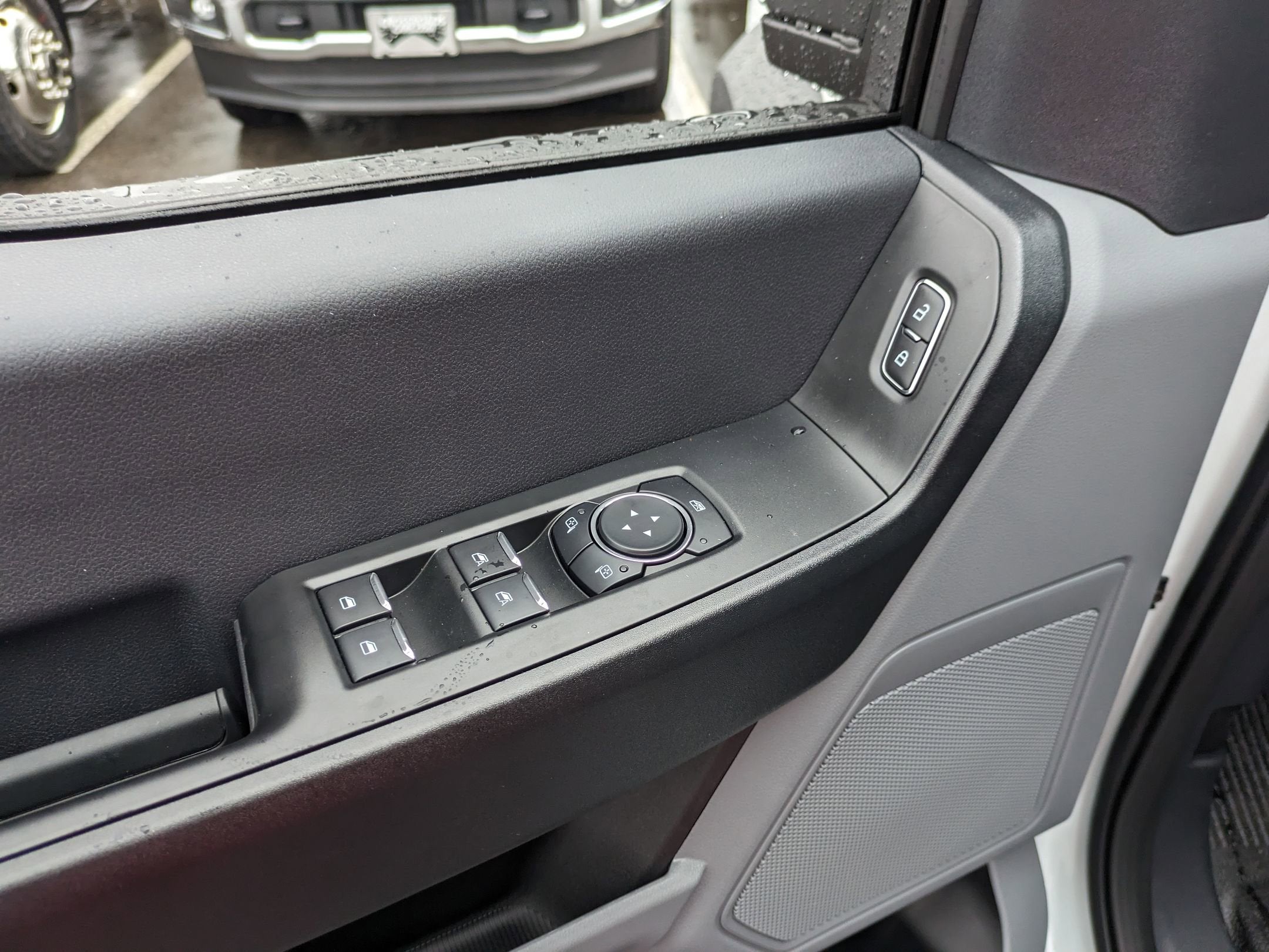 2025 Ford Super Duty F-550 DRW XL