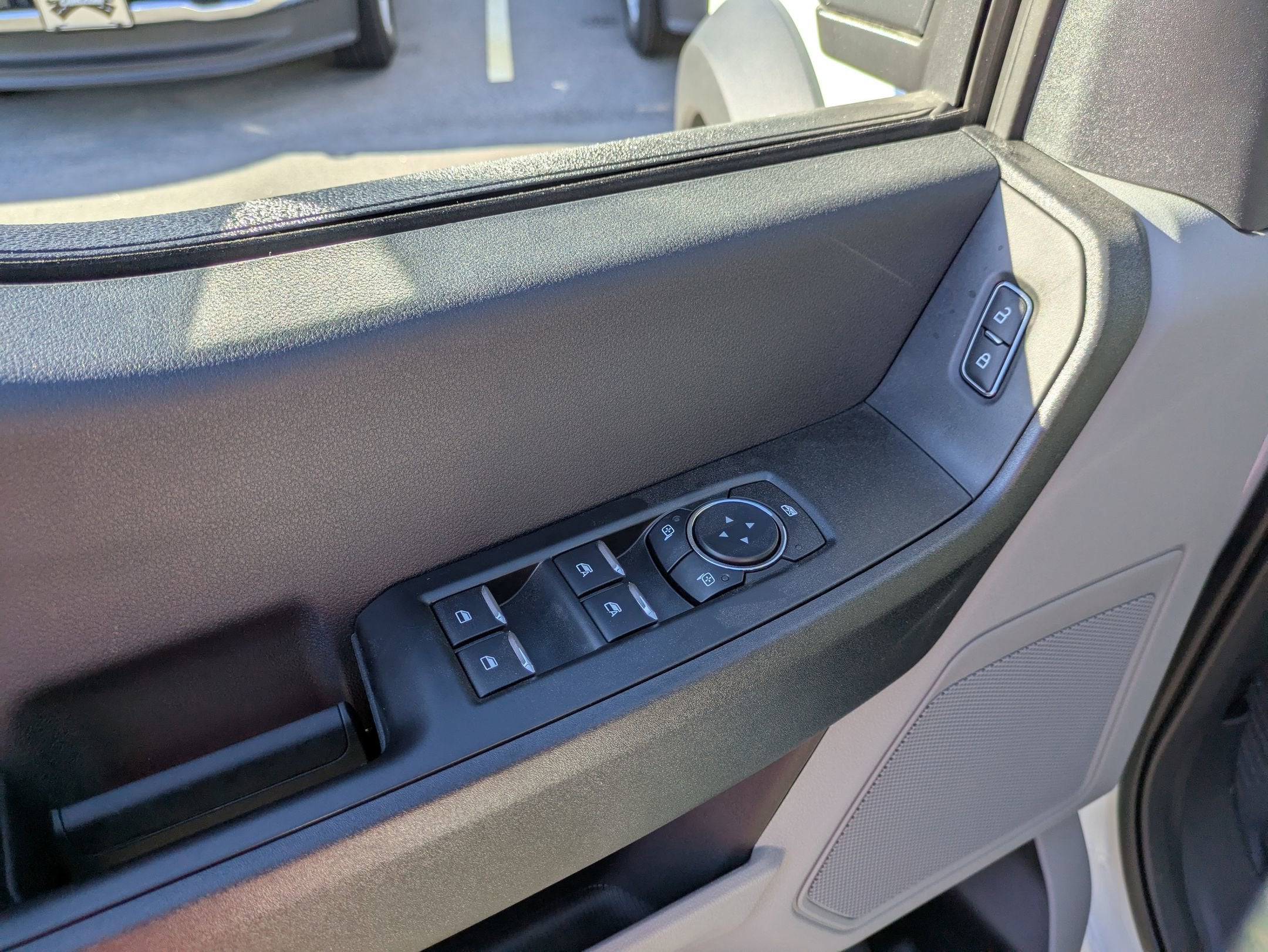 2025 Ford Super Duty F-550 DRW XL