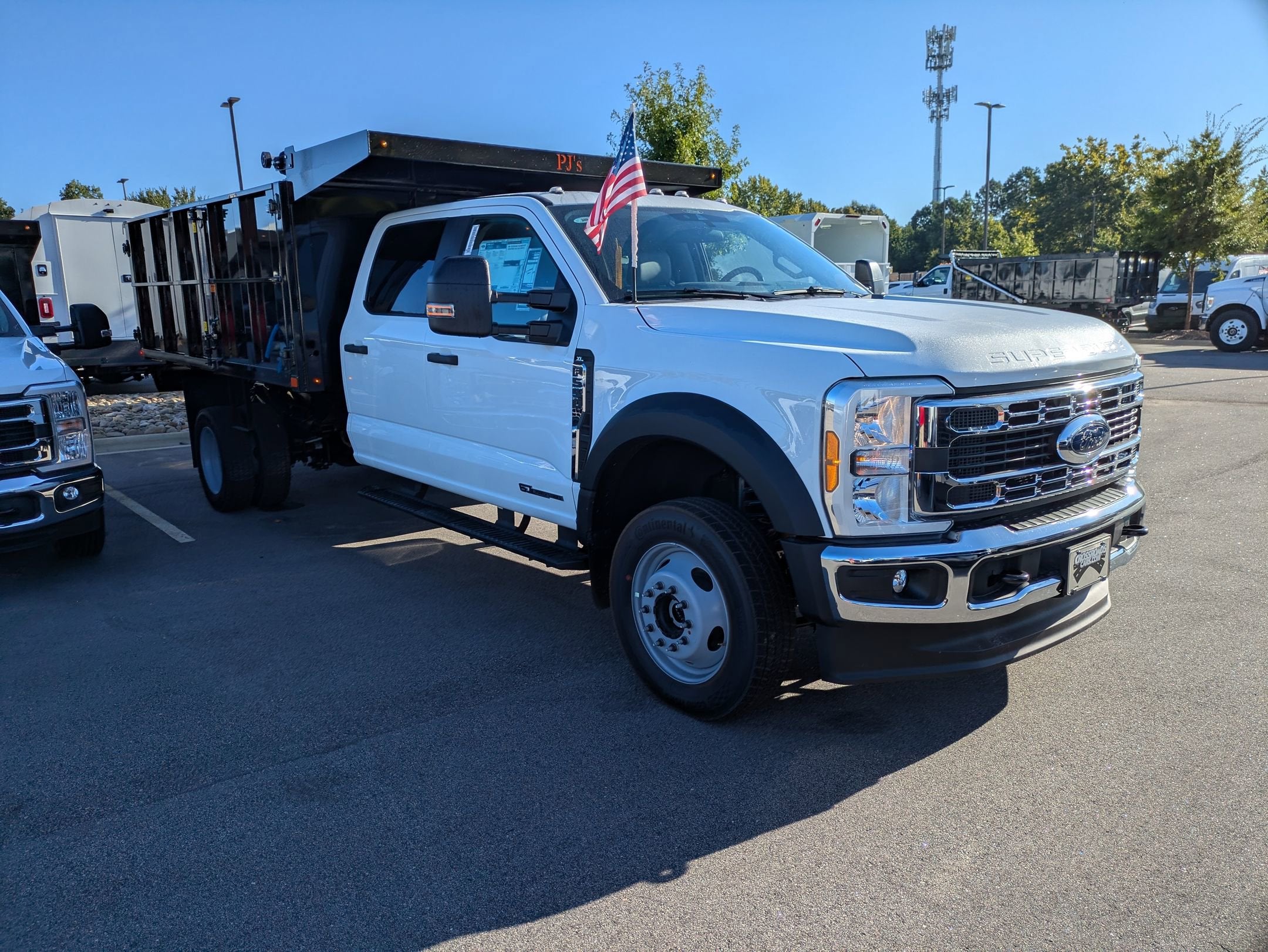 2025 Ford Super Duty F-550 DRW XL