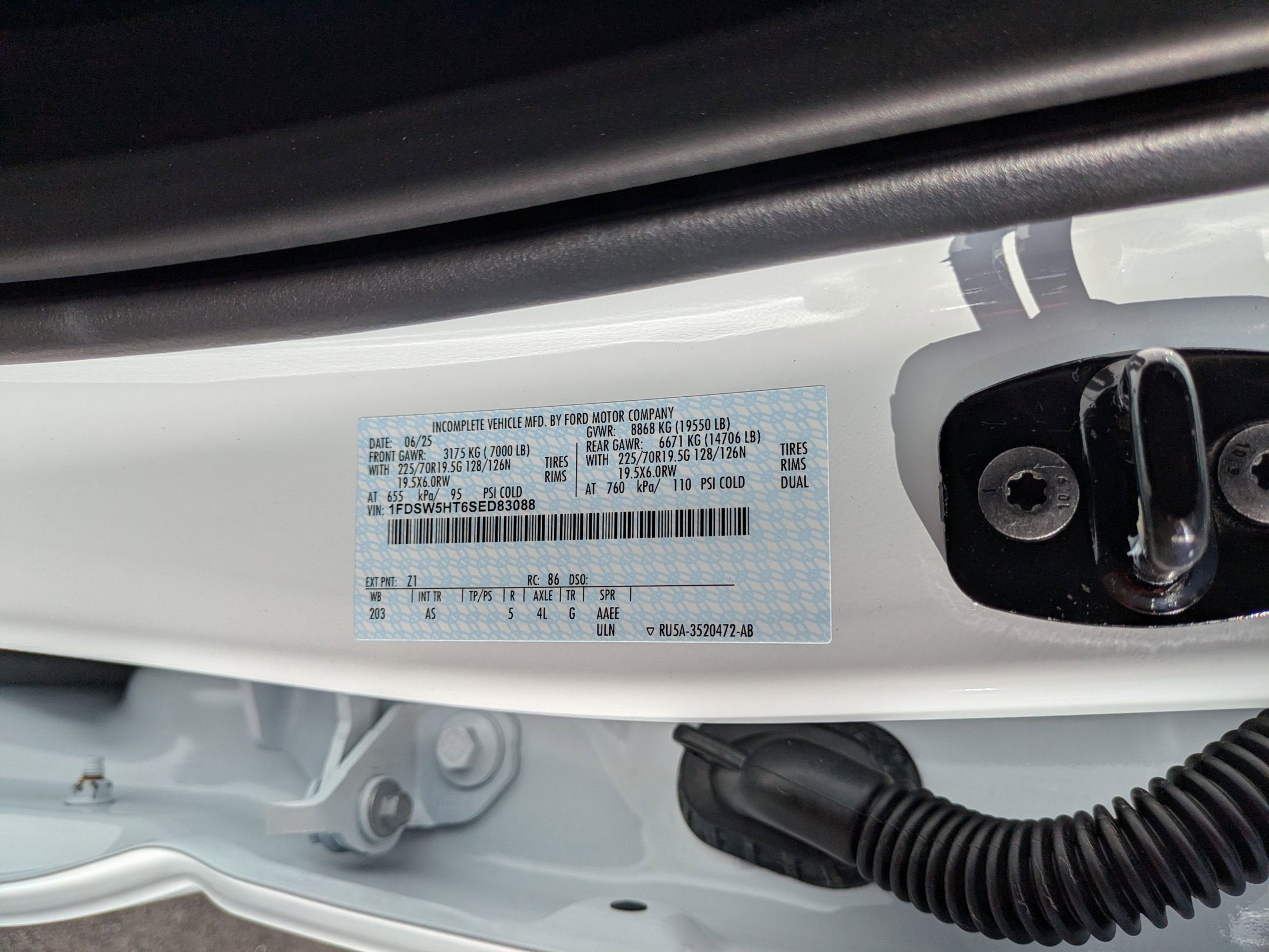 2025 Ford Super Duty F-550 DRW XL