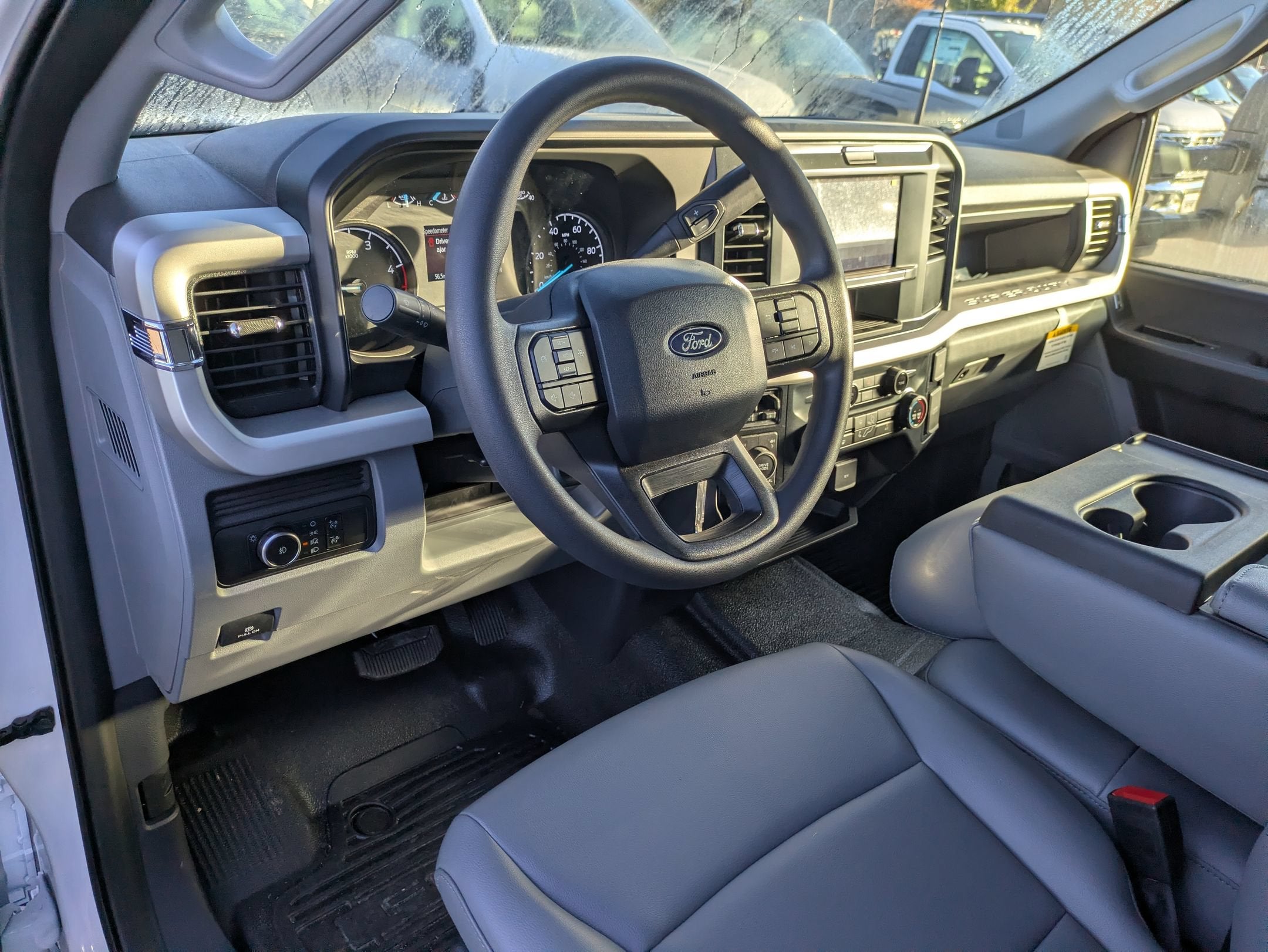 2027 Ford Super Duty F-550 DRW XL