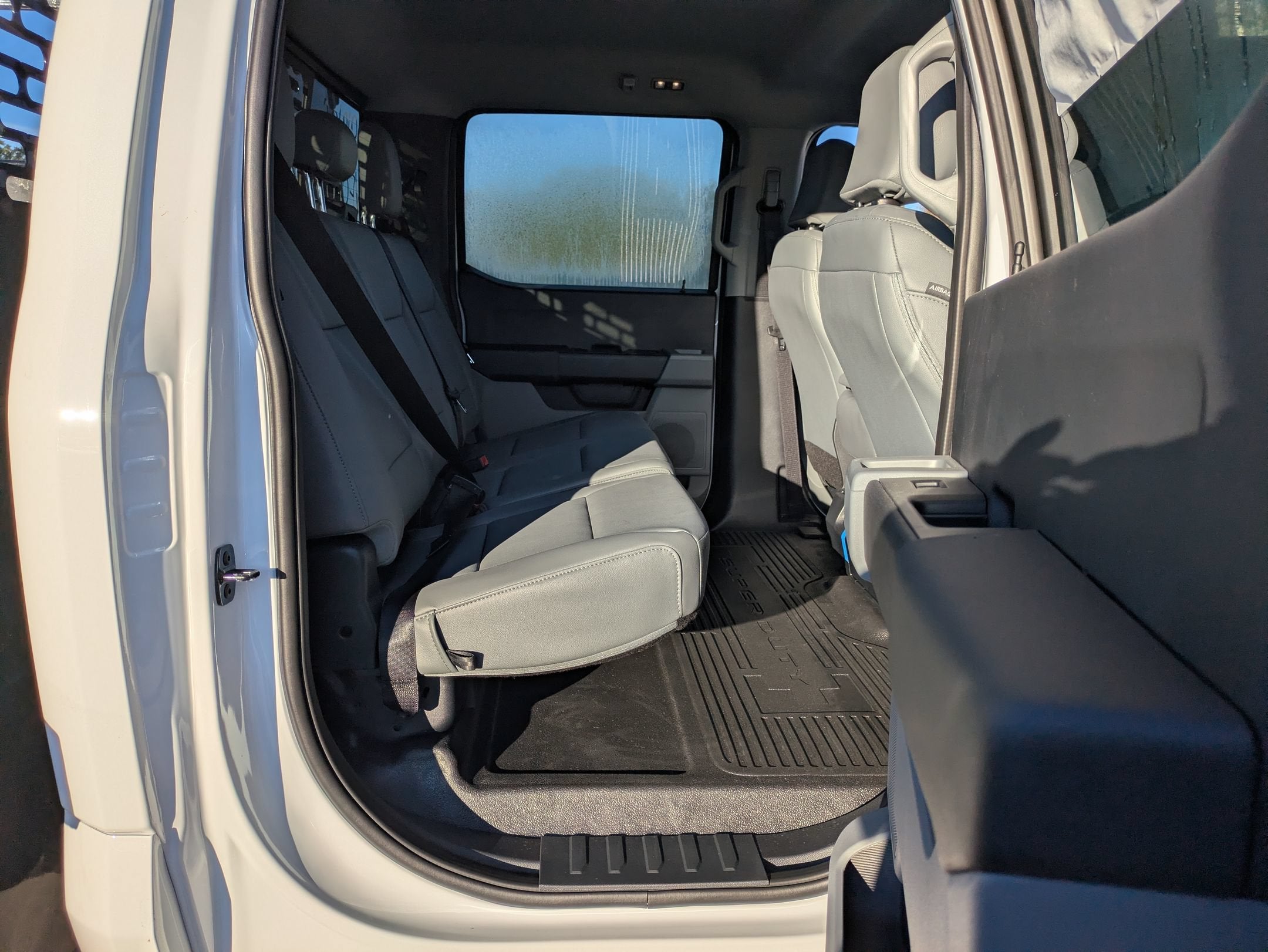2027 Ford Super Duty F-550 DRW XL