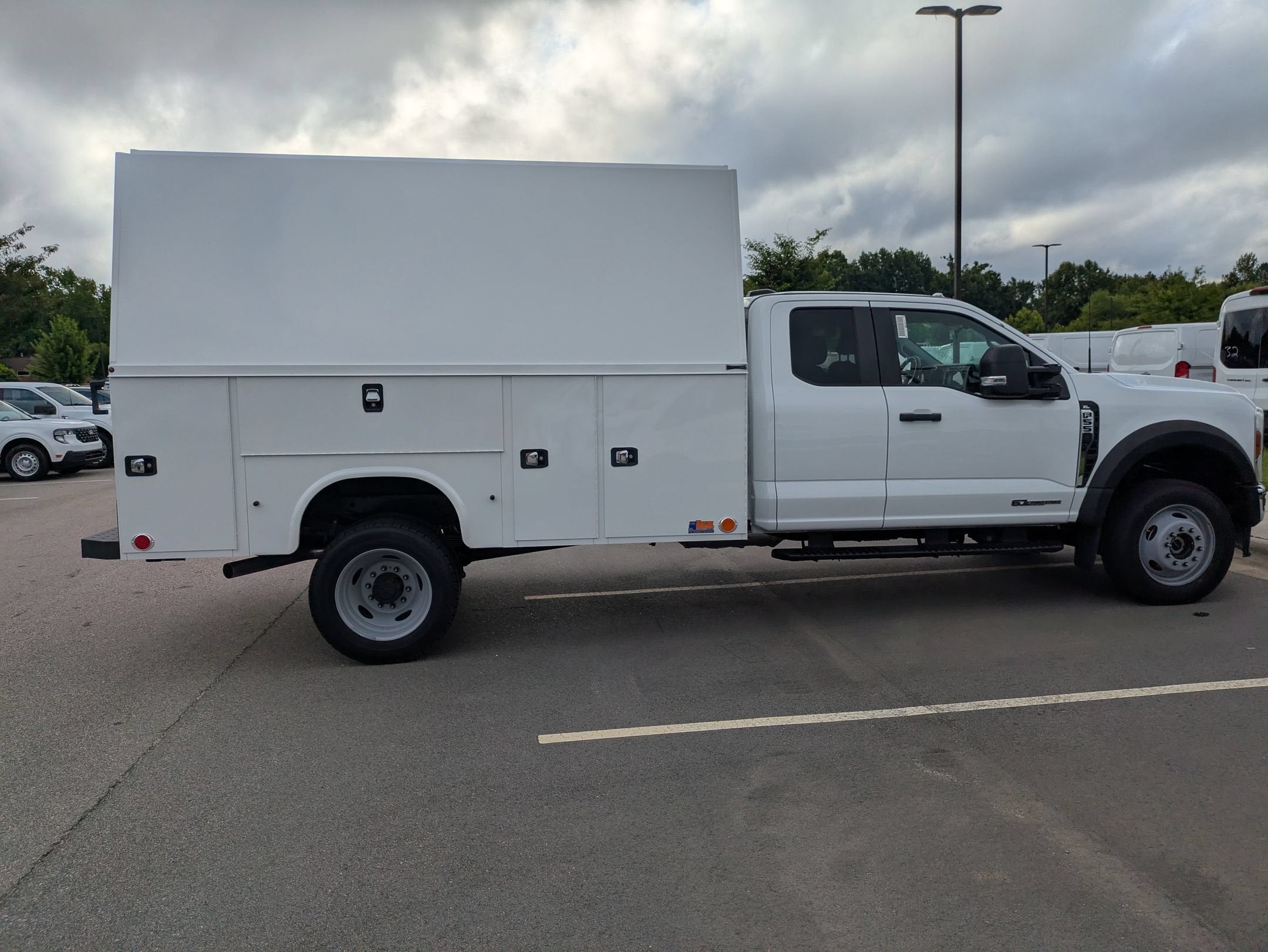 2026 Ford Super Duty F-550 DRW XL