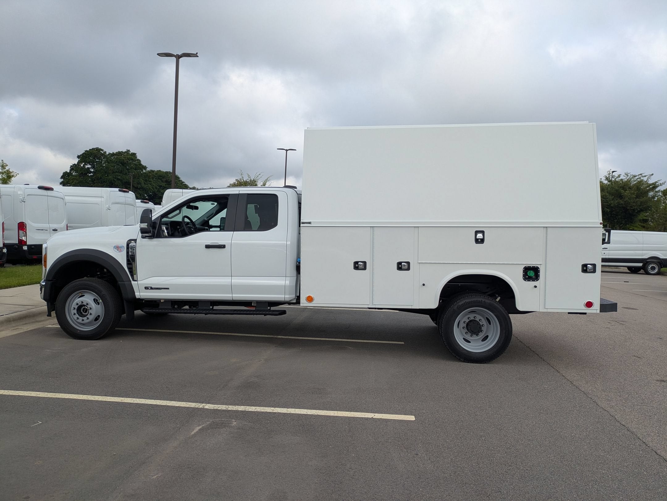 2026 Ford Super Duty F-550 DRW XL