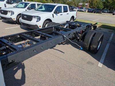 2026 Ford Super Duty F-550 DRW XL