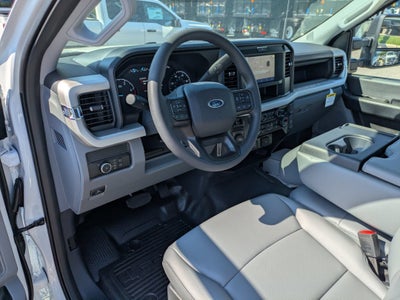 2026 Ford Super Duty F-550 DRW XL