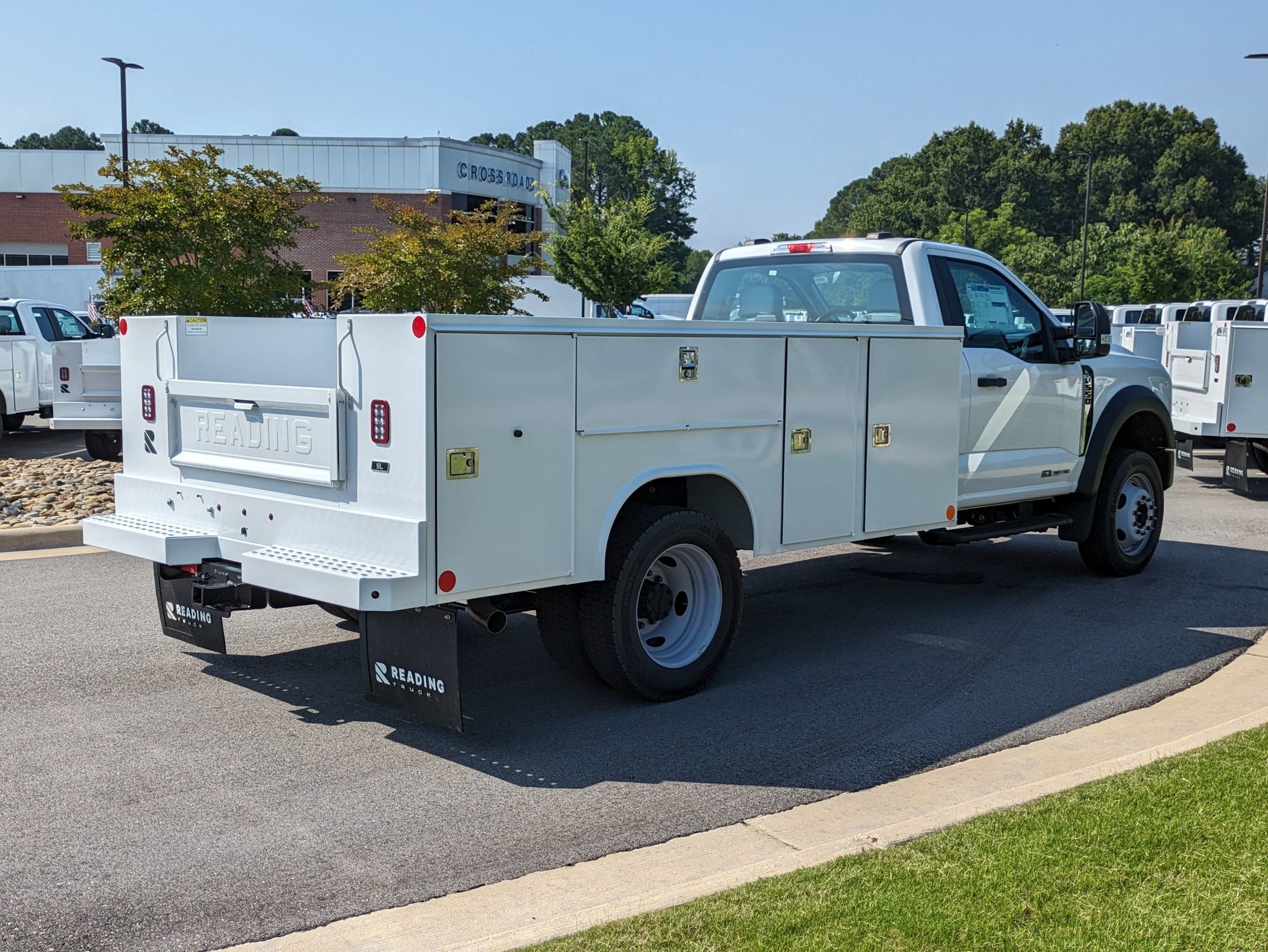 2025 Ford Super Duty F-550 DRW XL