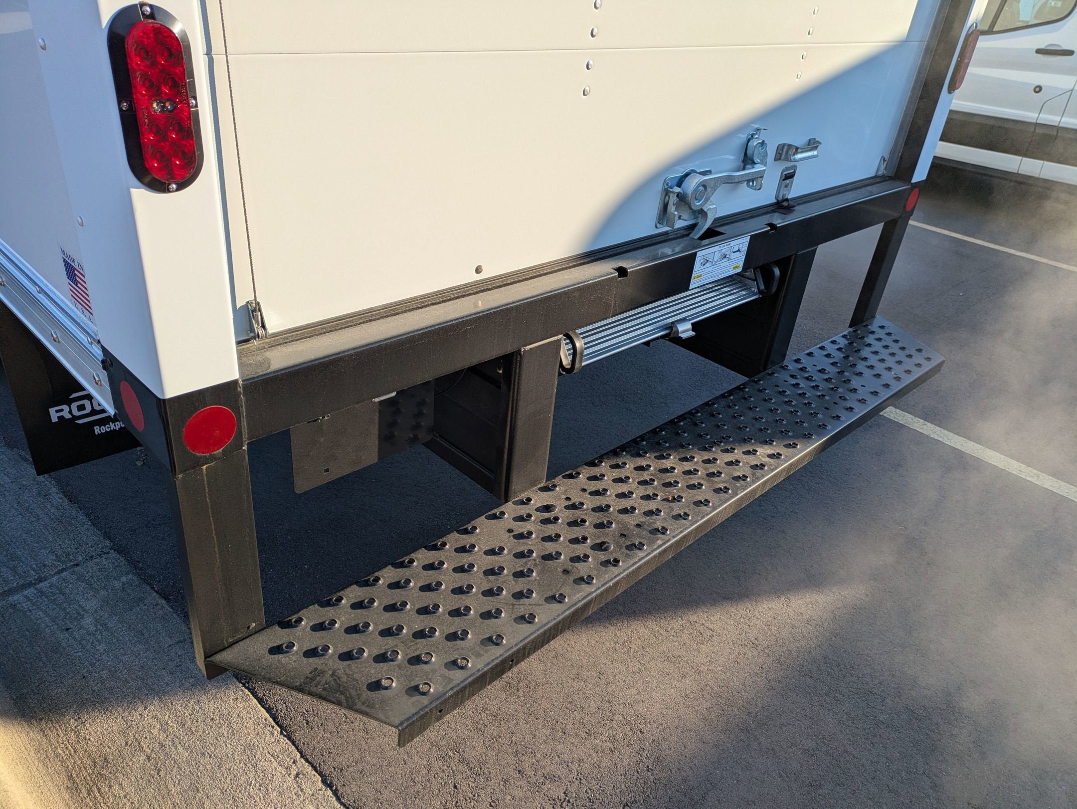 2026 Ford E-Series Cutaway Base