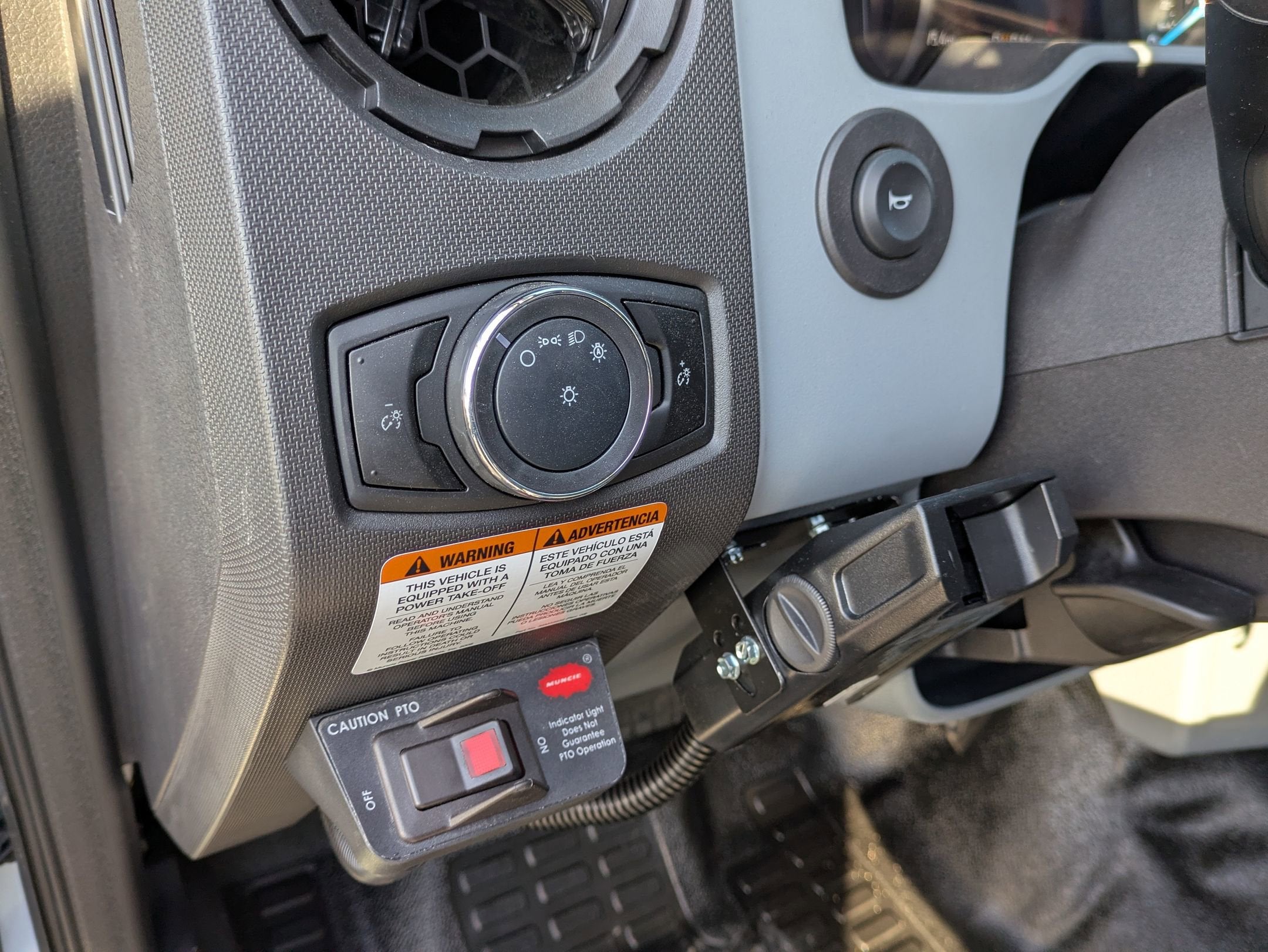 2026 Ford F-750SD Base