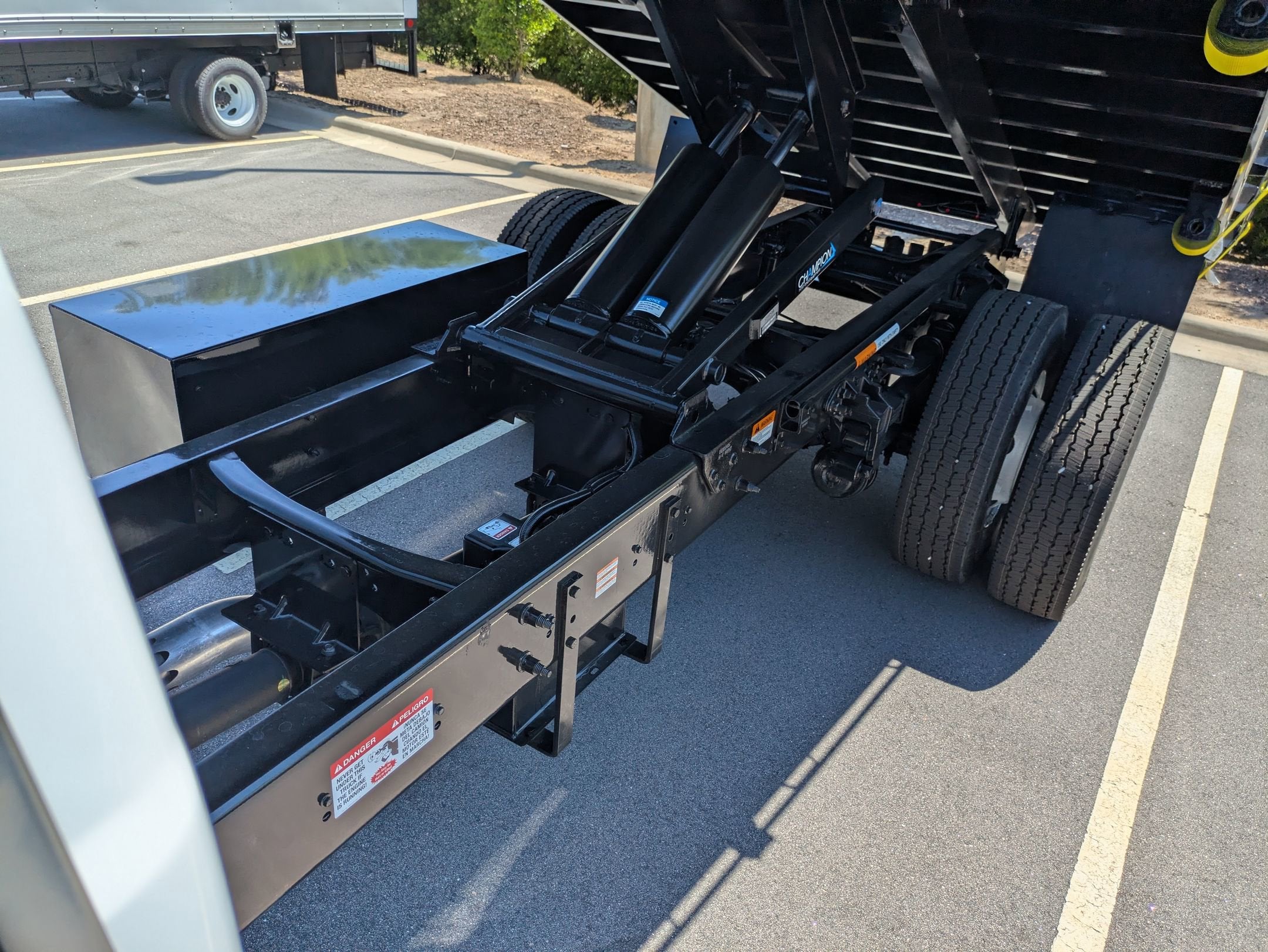 2027 Ford F-750SD Base
