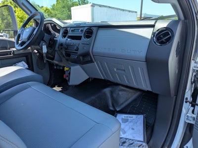 2027 Ford F-750SD Base