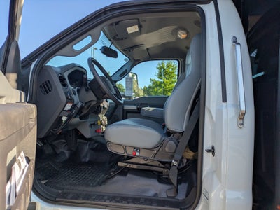 2027 Ford F-750SD Base