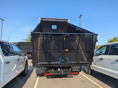 2027 Ford F-750SD Base