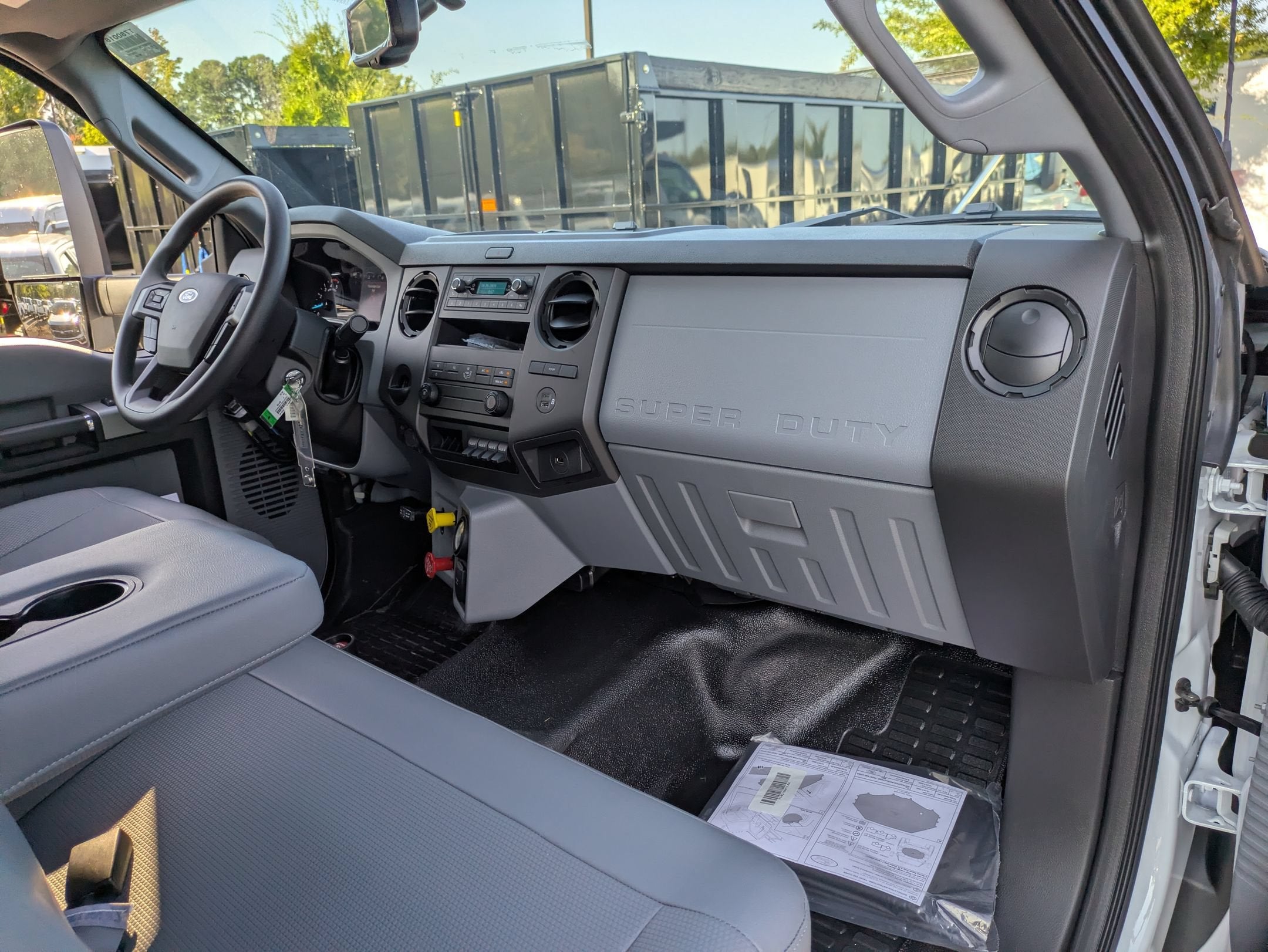 2027 Ford F-750SD Base
