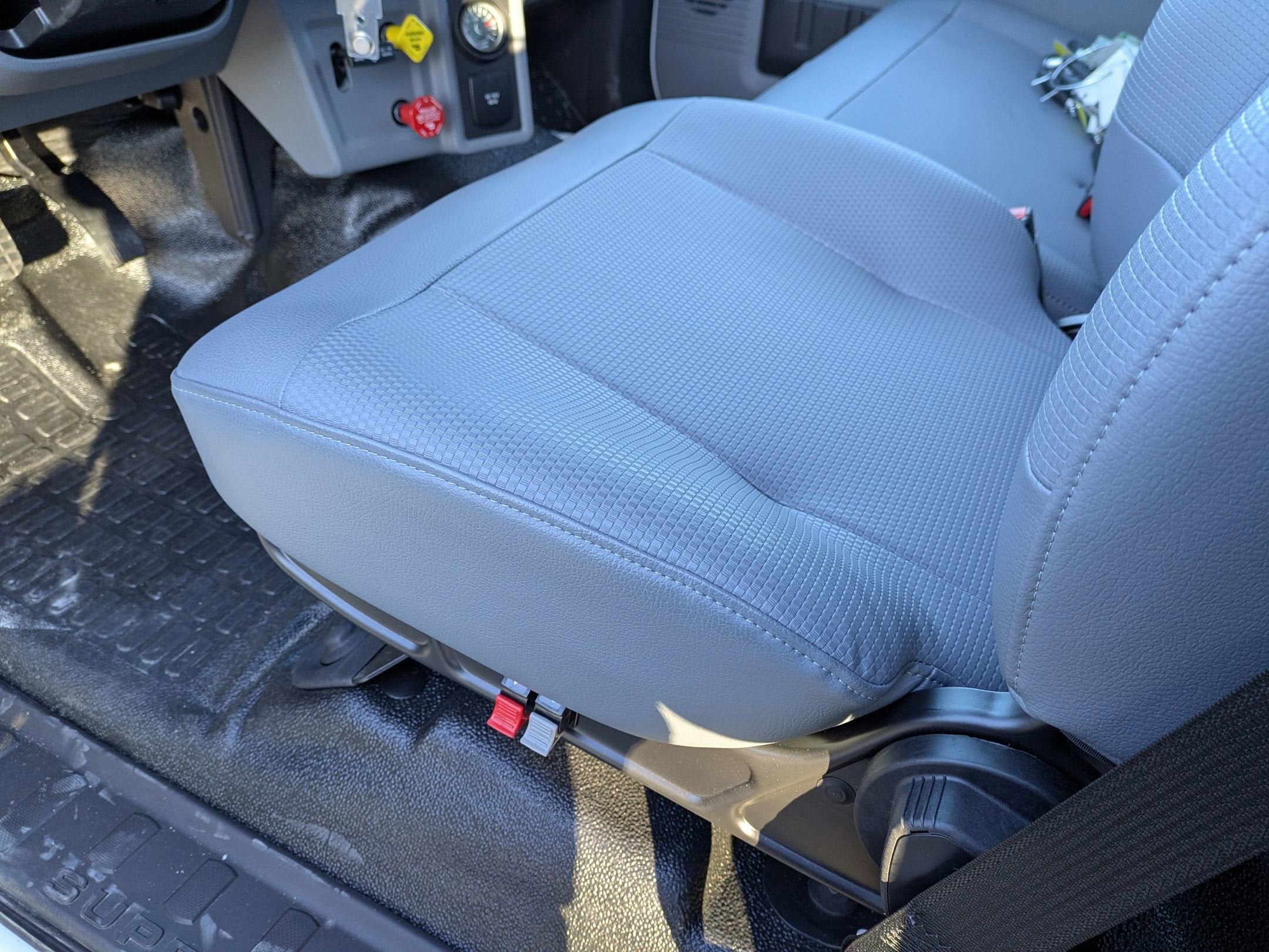 2026 Ford F-750SD Base