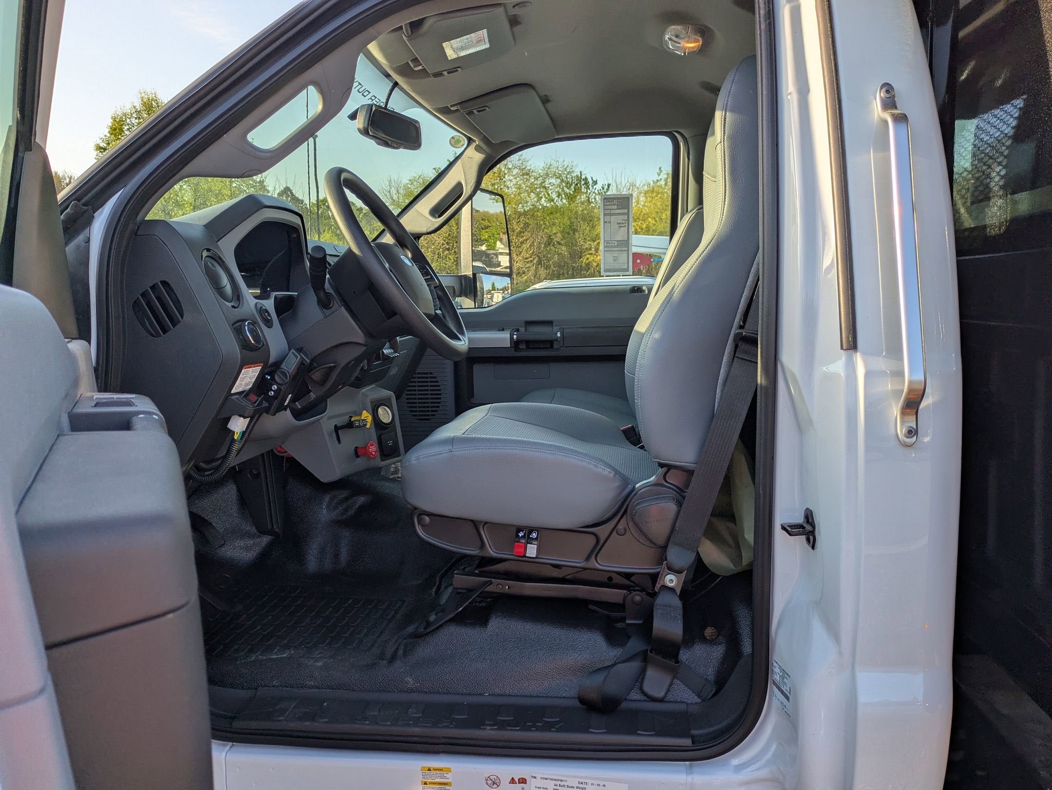 2027 Ford F-750SD Base