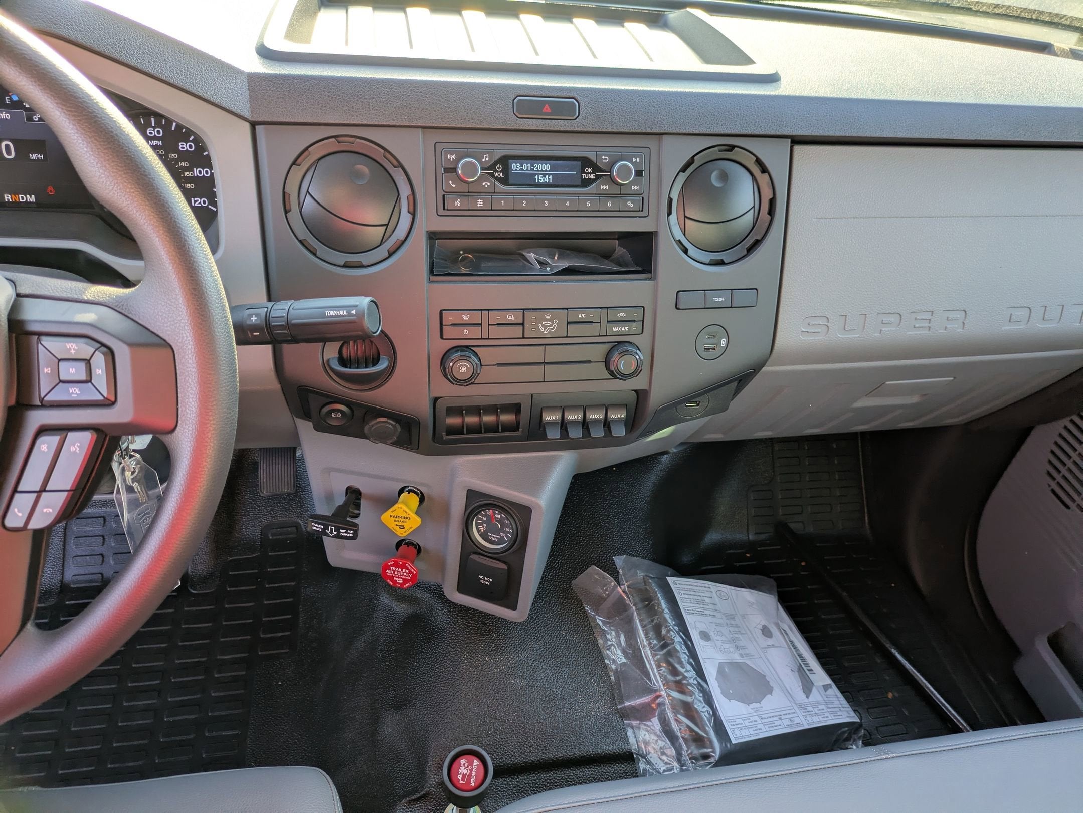 2027 Ford F-750SD Base