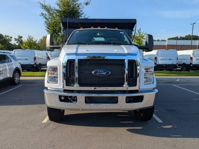 2027 Ford F-750SD Base