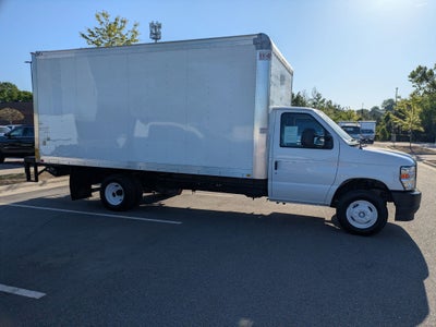 2024 Ford E-Series Cutaway Base