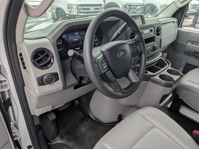 2027 Ford E-Series Cutaway Base