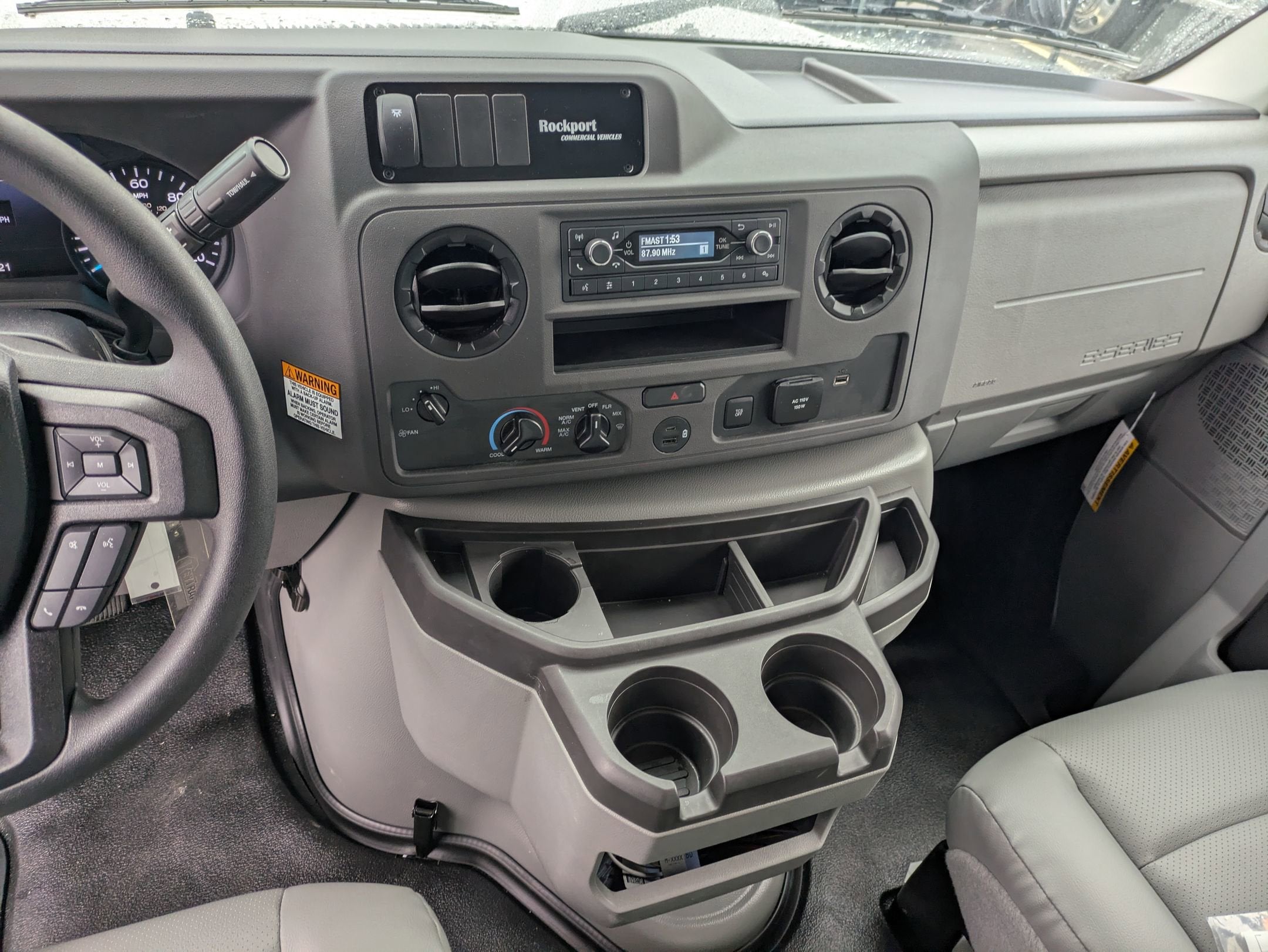2027 Ford E-Series Cutaway Base