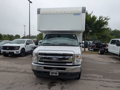 2027 Ford E-Series Cutaway Base
