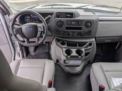 2027 Ford E-Series Cutaway Base