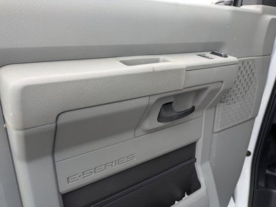 2027 Ford E-Series Cutaway Base