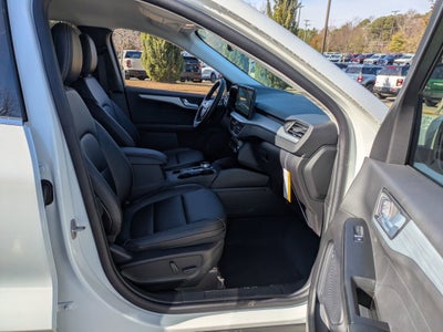 2026 Ford Escape Platinum