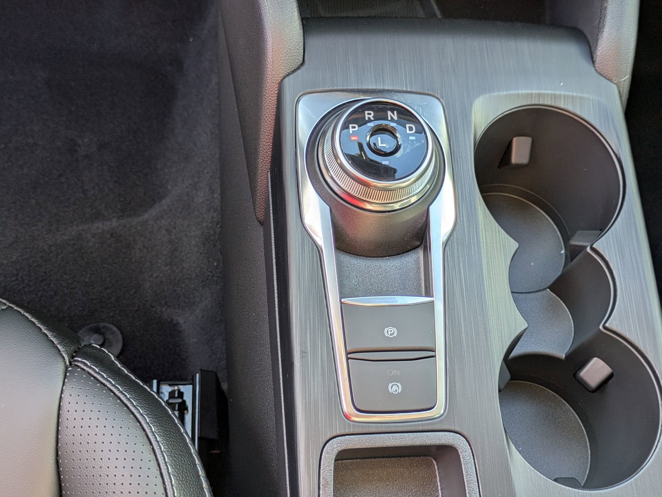 2026 Ford Escape Platinum