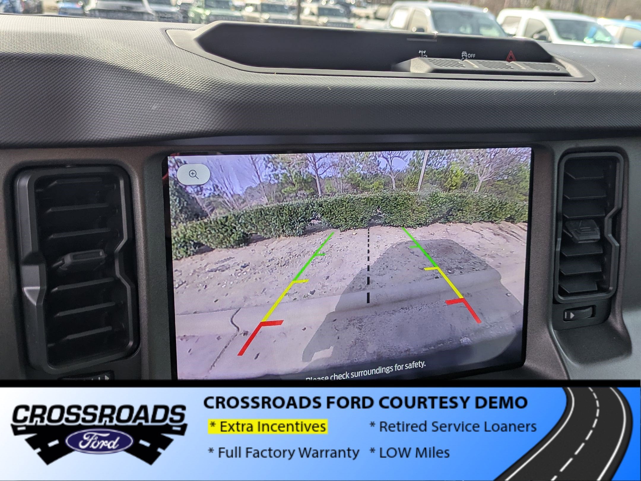 2025 Ford Bronco Base - Crossroads Courtesy Demo