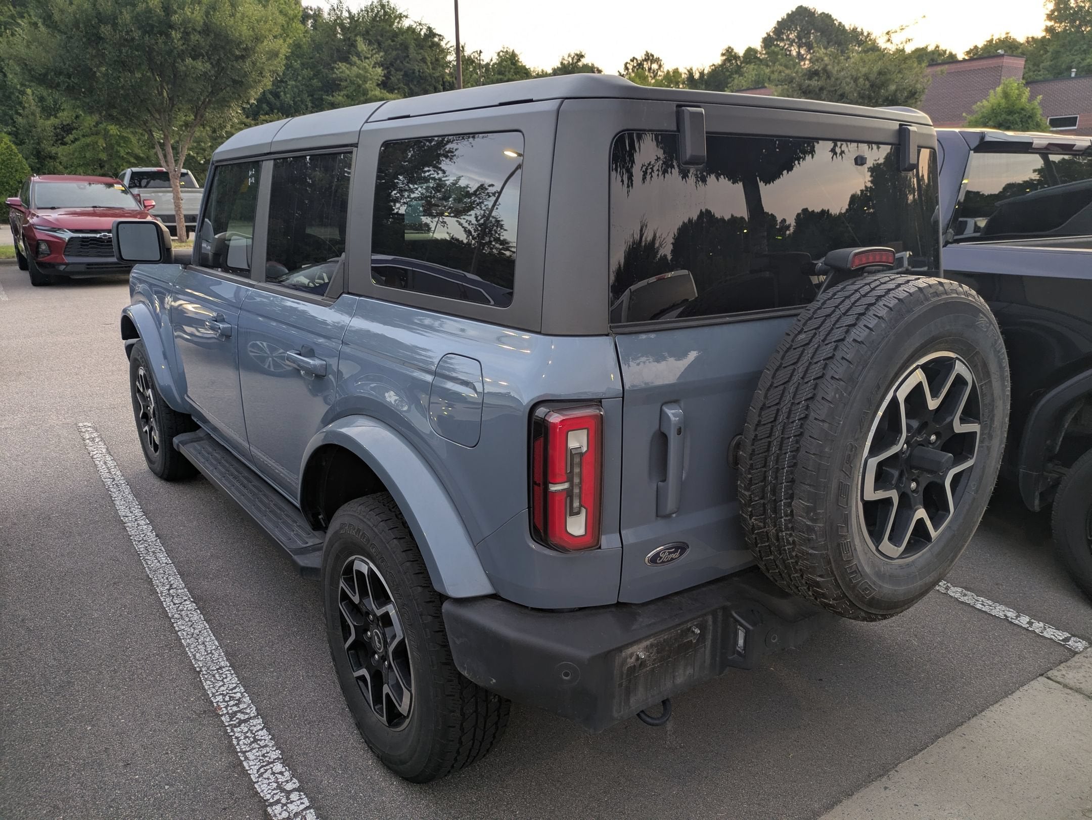 2024 Ford Bronco Outer Banks