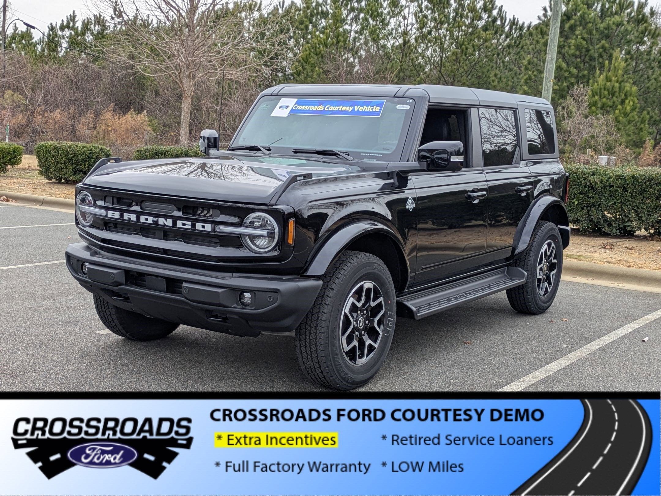 2025 Ford Bronco Outer Banks - Crossroads Courtesy Demo