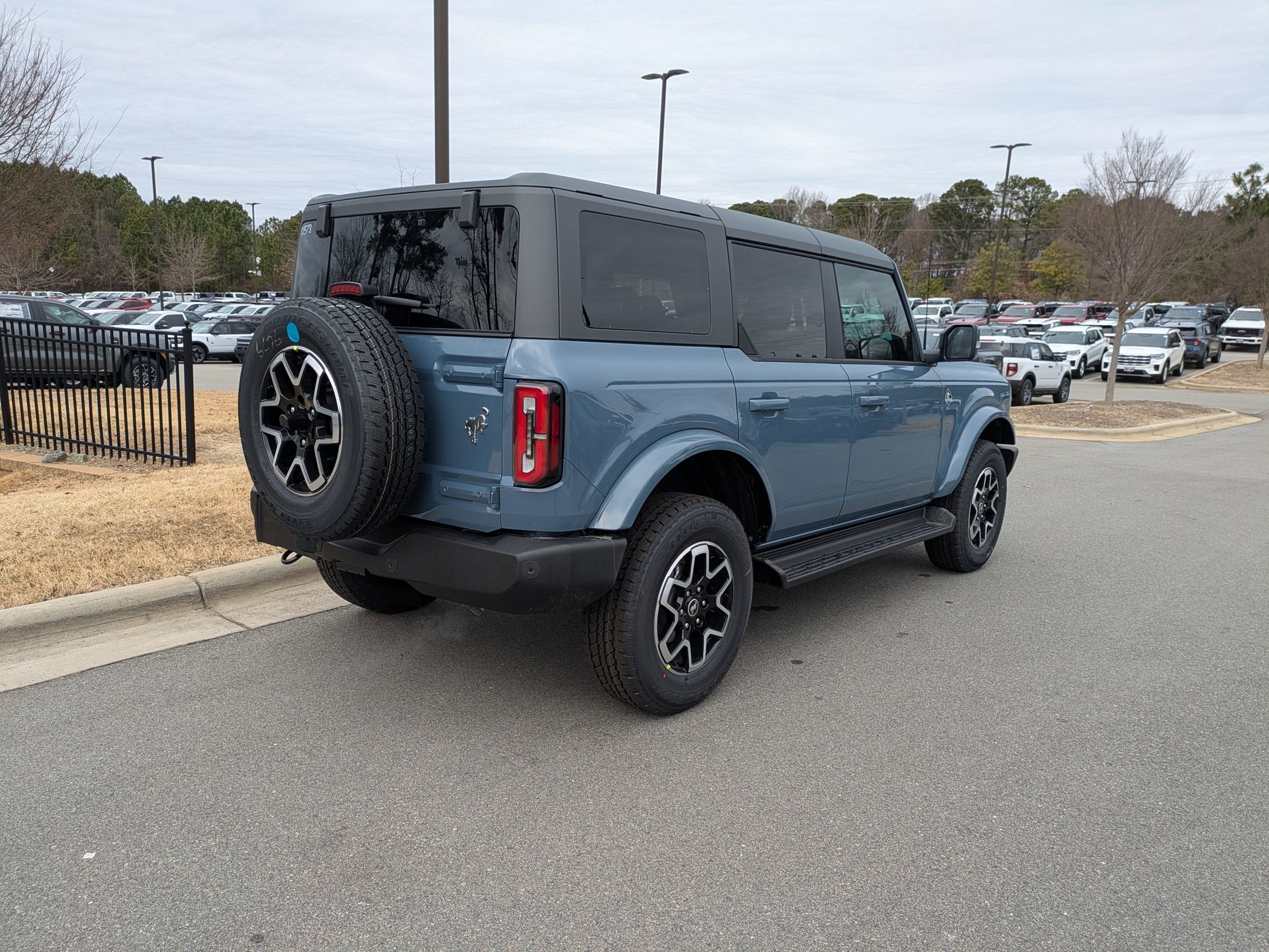 2025 Ford Bronco Outer Banks