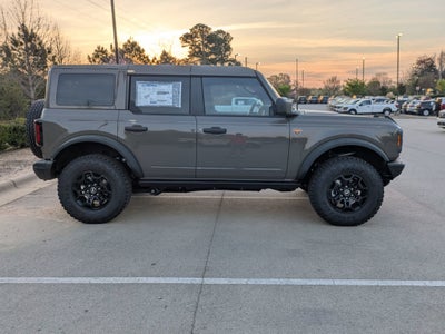 2026 Ford Bronco Badlands